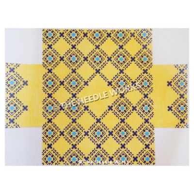 3D box in yellow with purple and blue plaid pattern