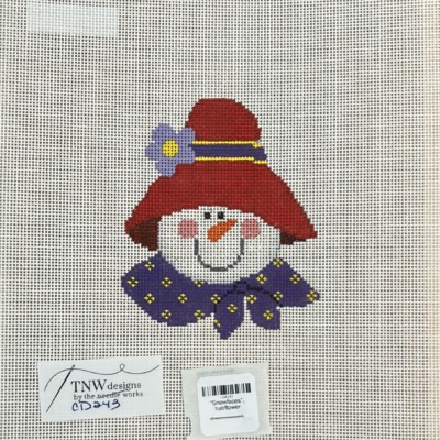 “Snowfaces”, hat/flower