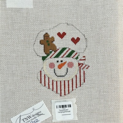“Snowfaces”, hat/gingerbread